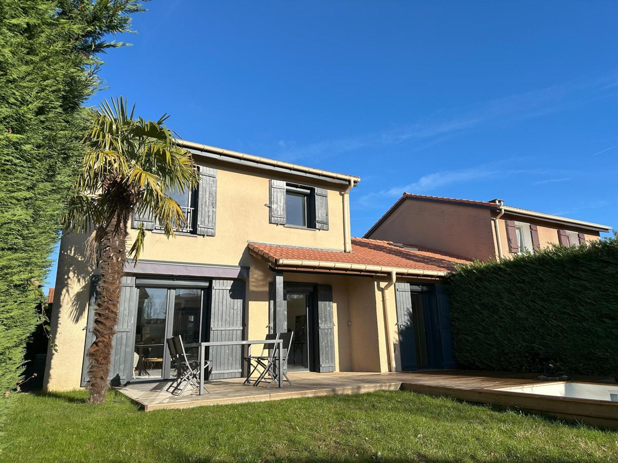 Sunny House - Villa 4 Chambres - Saint Genis Les Ollieres Exterior foto